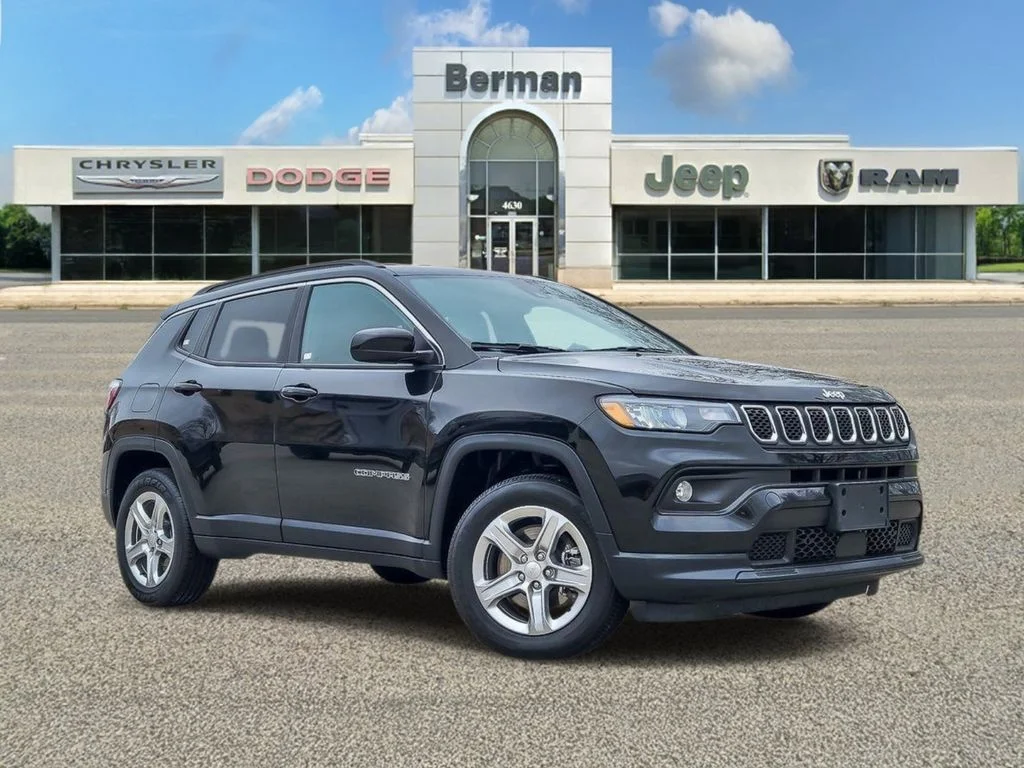 Used 2024 Black Jeep Latitude image 2