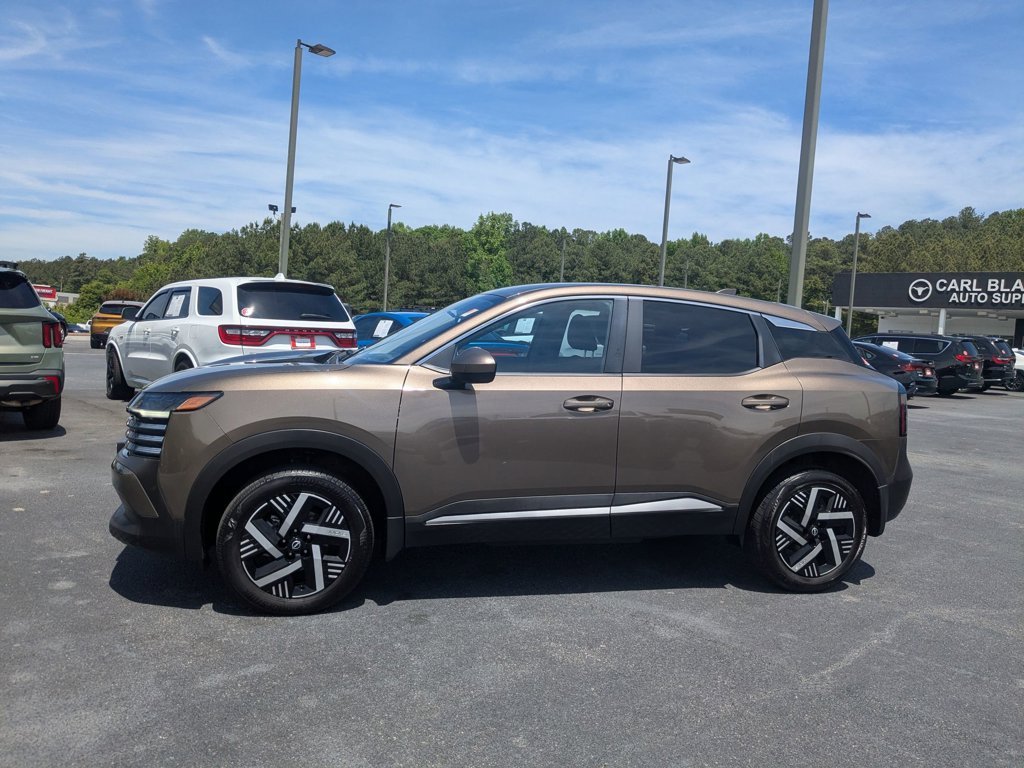 Used 2025 Canyon Bronze Metallic Nissan SV image 8