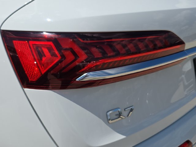 Used 2021 White Audi 45 Premium Plus image 39