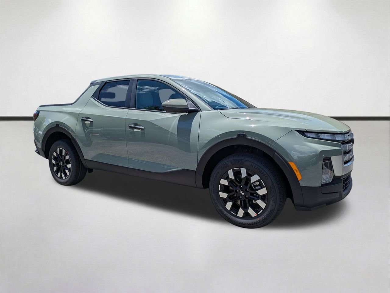 New 2027 Sage Gray Hyundai SE FWD image 2