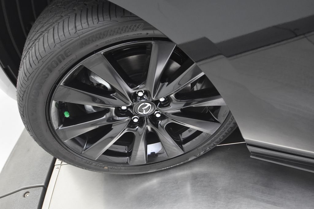 New 2026 Jet Black Mica Mazda 2.5 S Carbon Edition AWD image 34