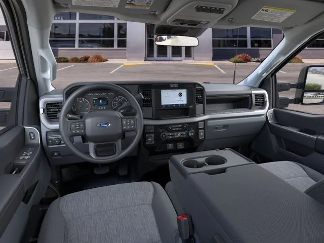 New 2026 Oxford White Ford XL image 9