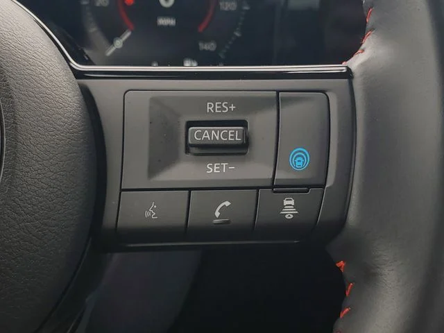 Certified Used 2025 White Nissan SR image 22