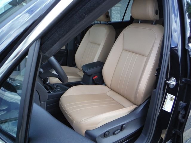 Certified Used 2023 Black Volkswagen 2.0T SE image 14