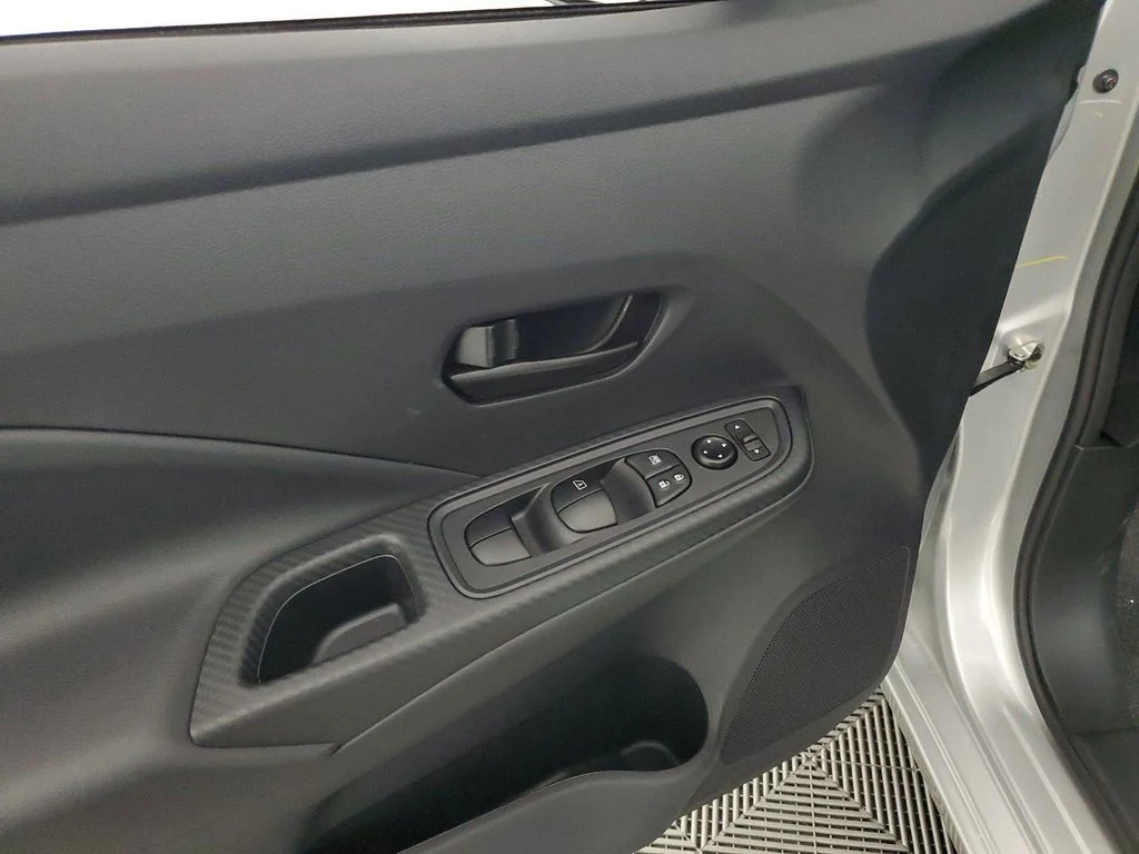 2025 Nissan Versa Sedan S - Photo 18