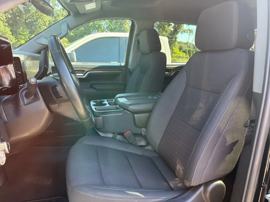2024 Chevrolet Silverado 1500 LT - Photo 9