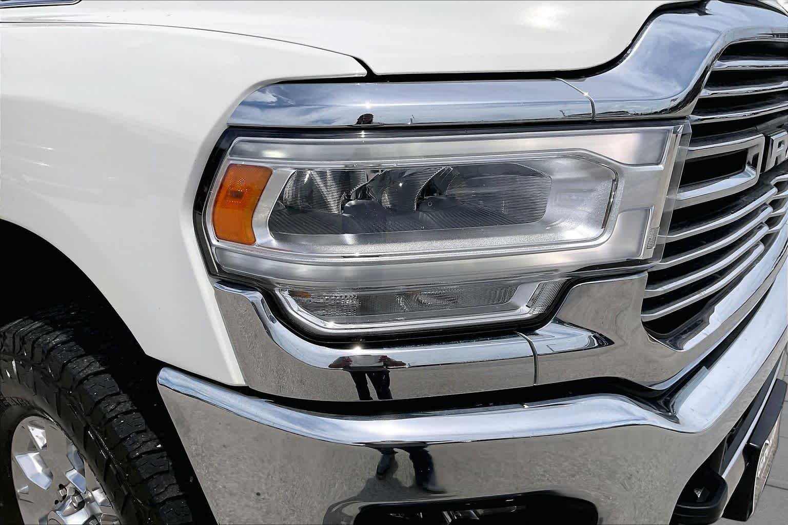 Used 2024 Pearl White Ram Laramie image 28