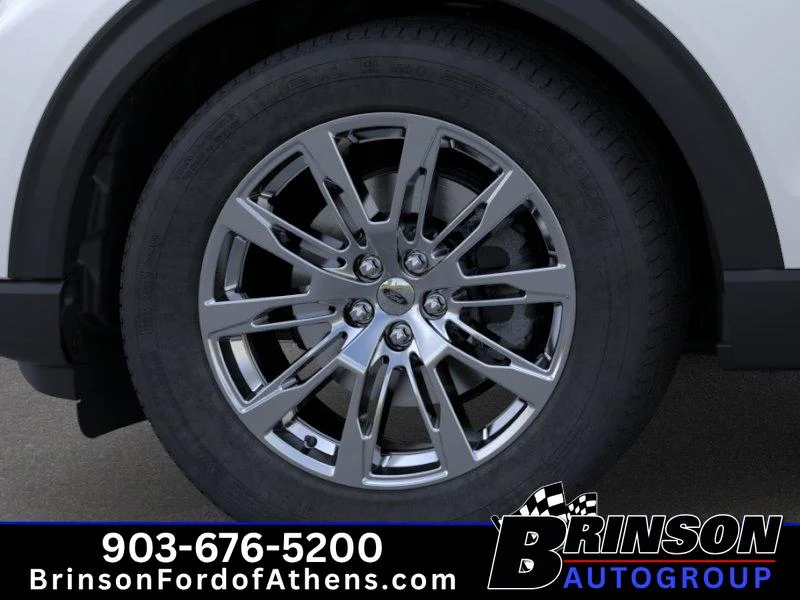 New 2026 Star White Metallic Tri-Coat Ford Platinum™ image 19