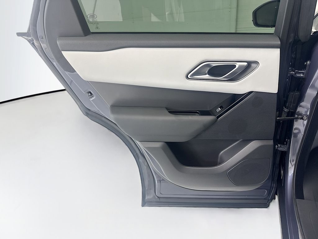 2026 Land Rover Range Rover Velar S - Photo 25