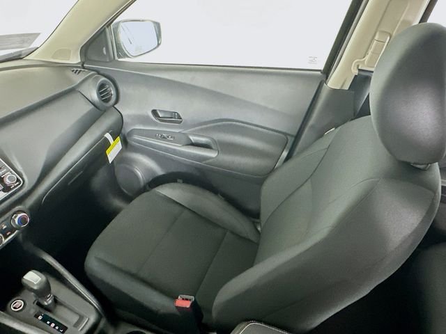 2025 Nissan KICKS PLAY Base - Photo 24