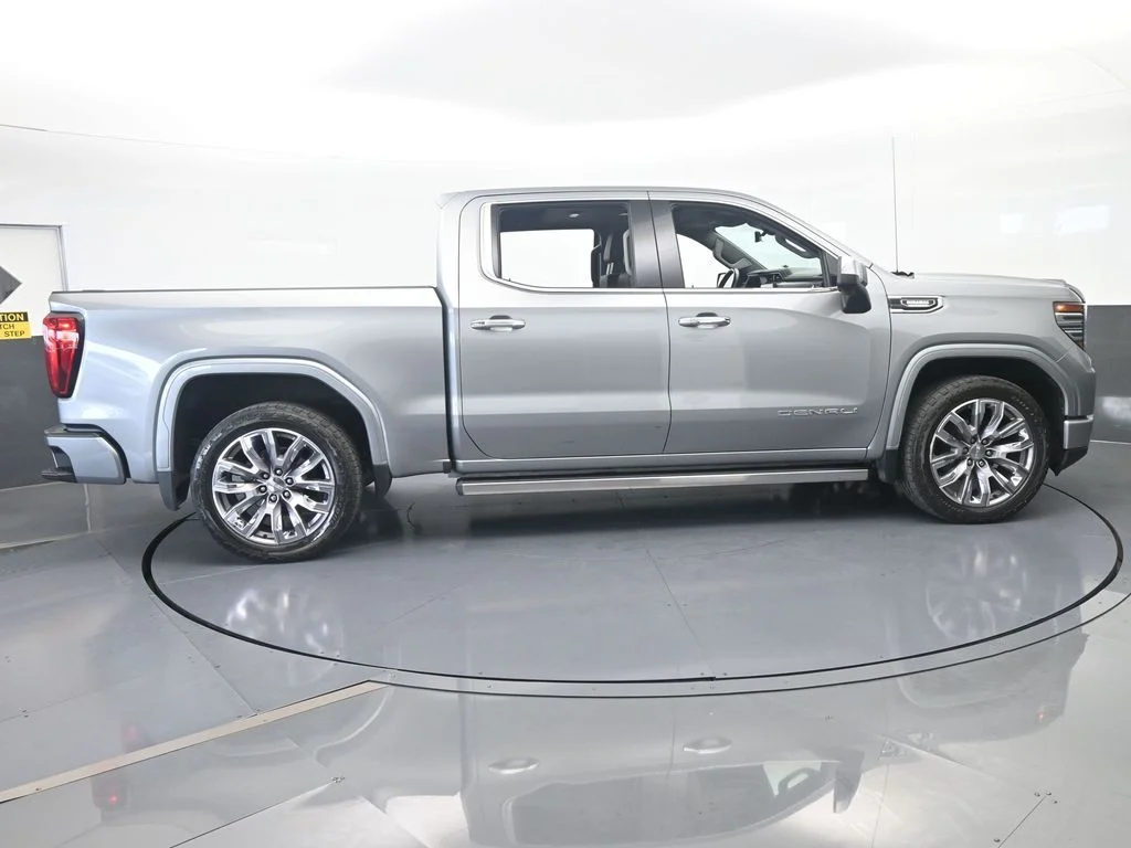Used 2023 Sterling Metallic GMC Denali image 6