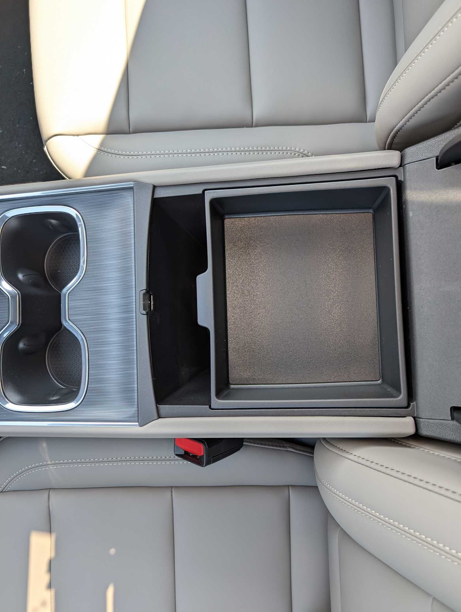 2026 GMC Acadia Elevation - Photo 14