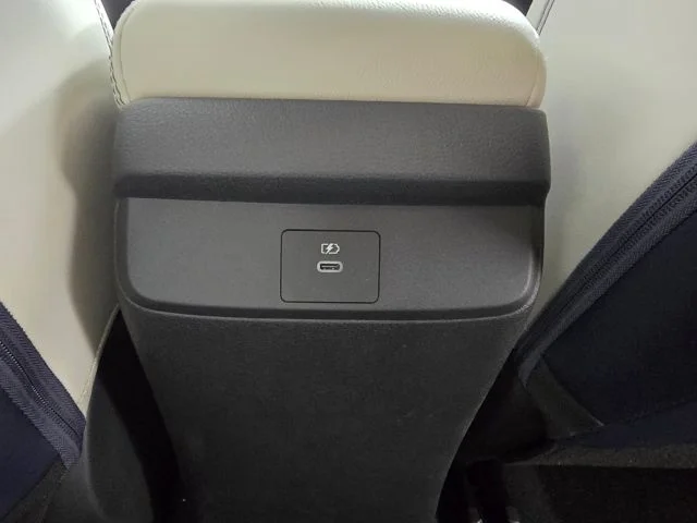 New 2026 Aspen White TriCoat Nissan SL image 12