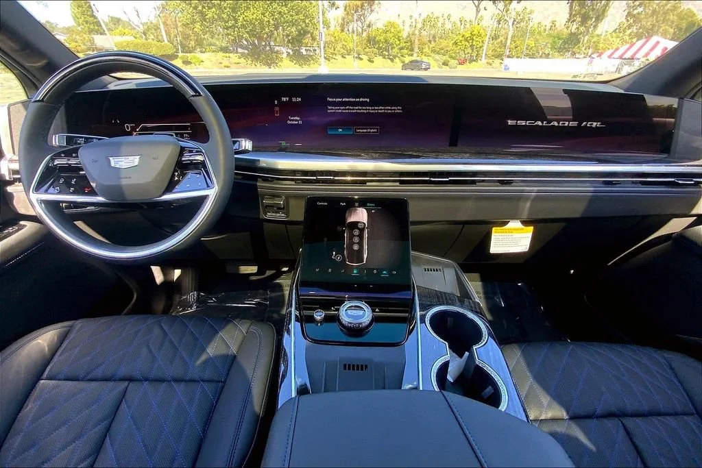 2026 Cadillac Escalade IQL Luxury - Photo 7