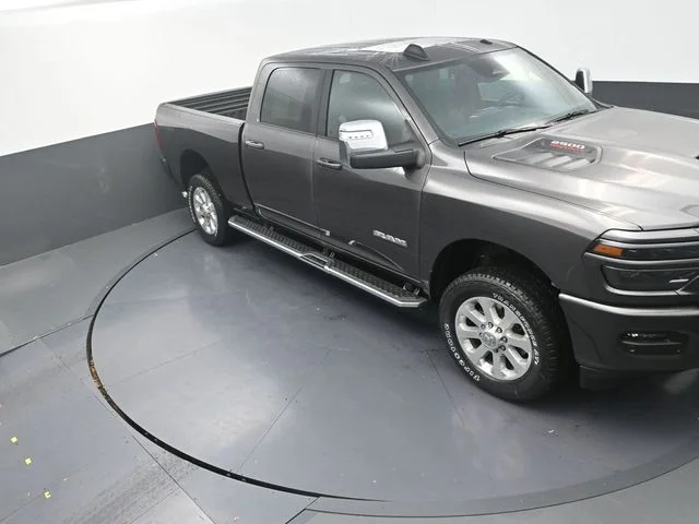 New 2026 Granite Crystal Metallic Clear-Coat Exterior Paint RAM Laramie image 12