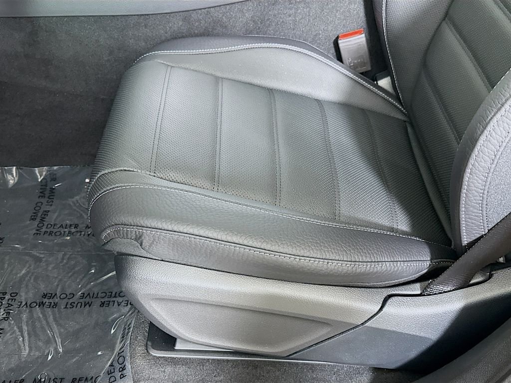 New 2026 MANUFAKTUR Silicon Grey Mercedes-Benz GLS 450 image 20