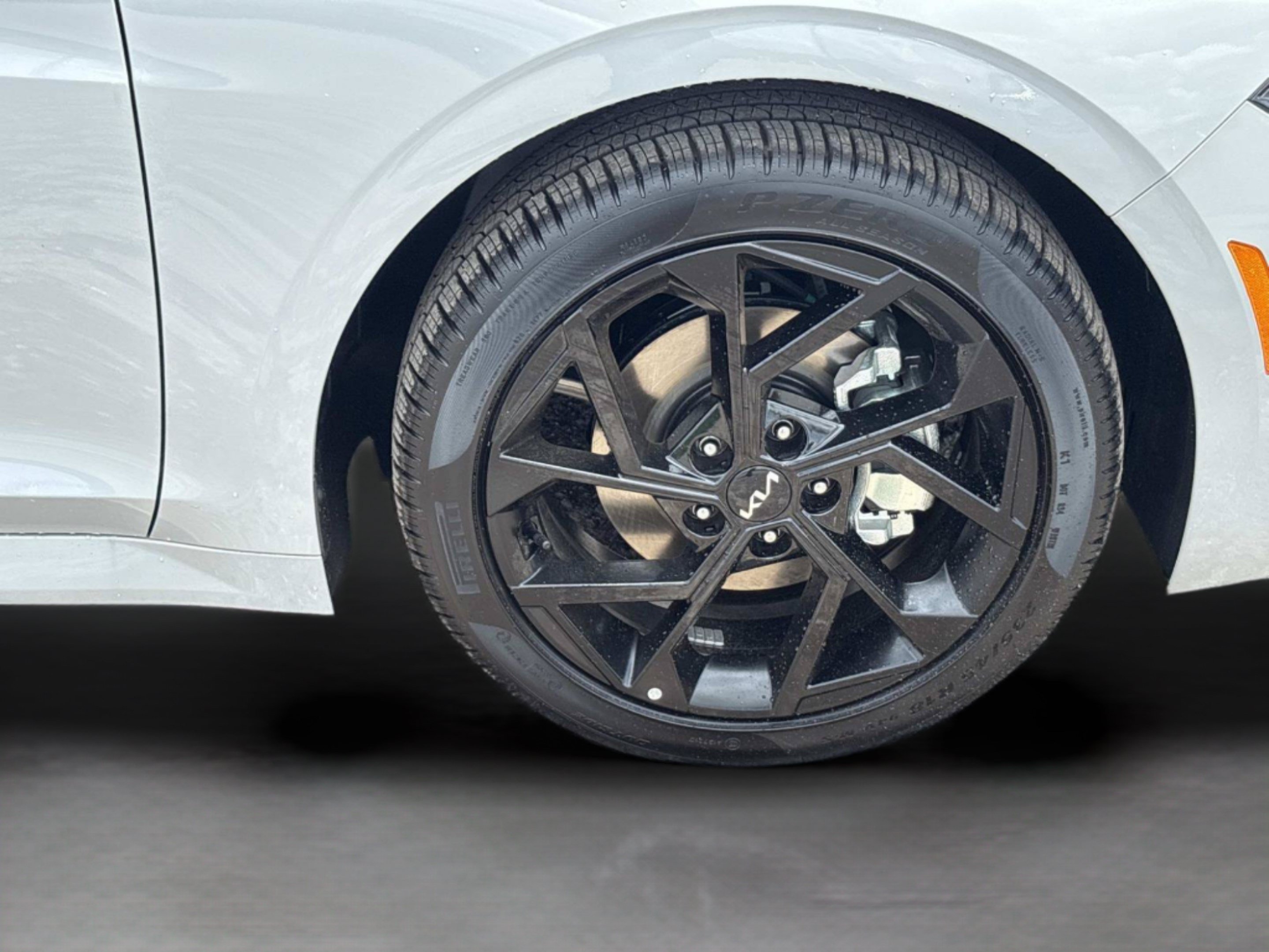 New 2026 Wolf Gray Kia GT-Line AWD image 9