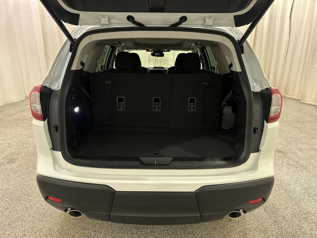 New 2026 Crystal White Pearl Subaru Touring image 17
