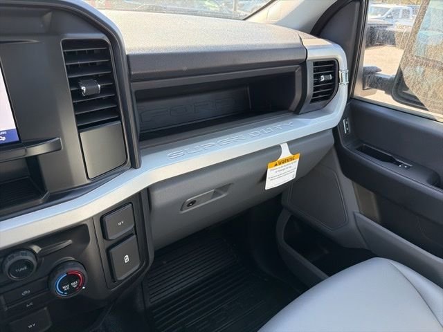 New 2026 Oxford White Ford F-350® XL image 25