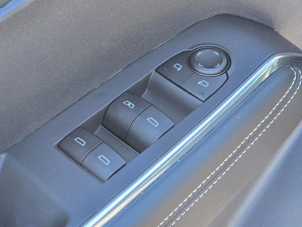 2025 GMC Acadia Elevation - Photo 34