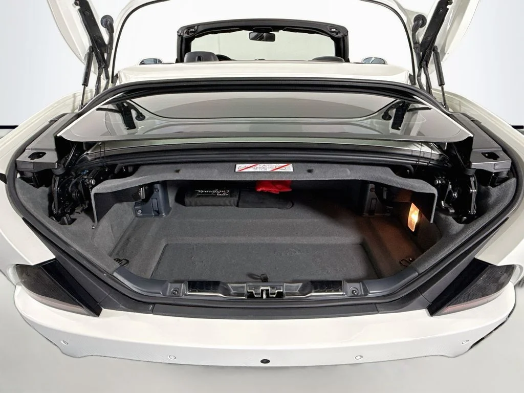 Used 2014  Ferrari Base image 24