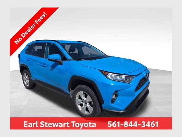 2020 Toyota RAV4 XLE FWD's photo