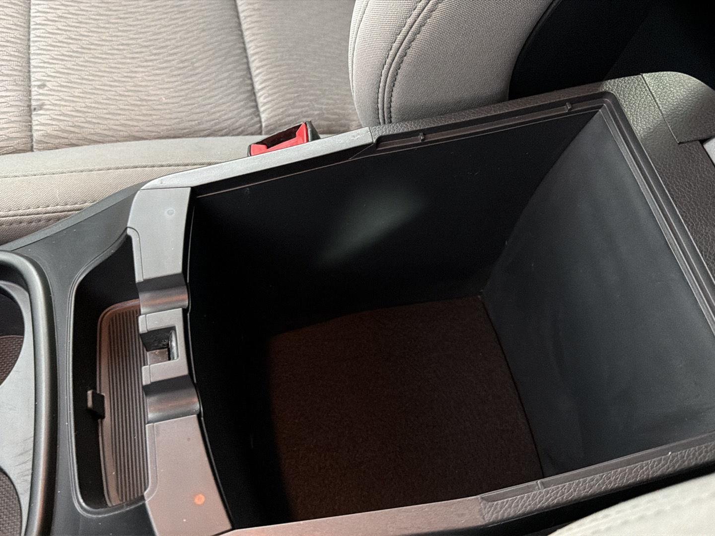 Used 2018 Mineral Gray Hyundai 2.4L image 32