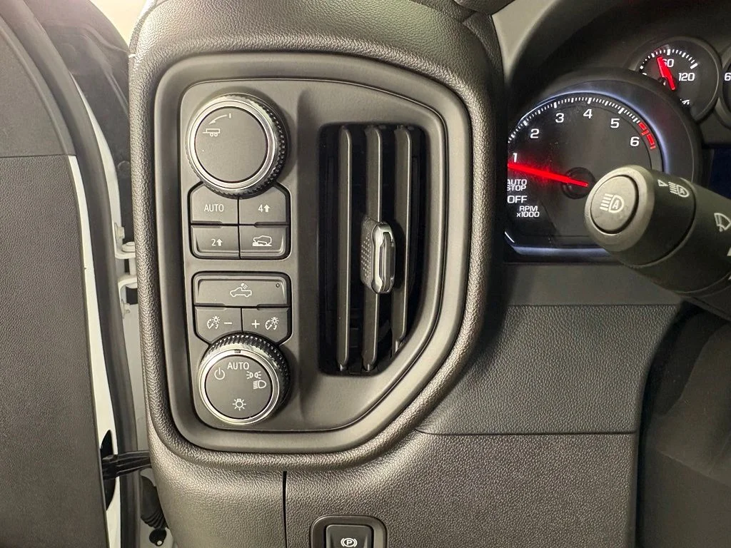Used 2024 White GMC Pro image 29