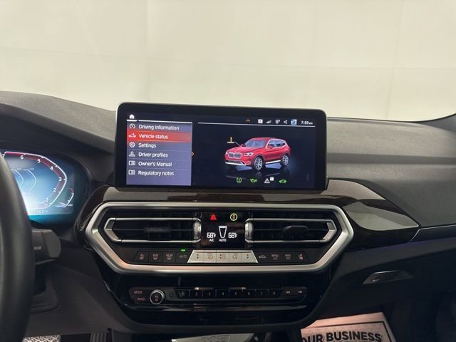 Used 2022  BMW xDrive30i image 37