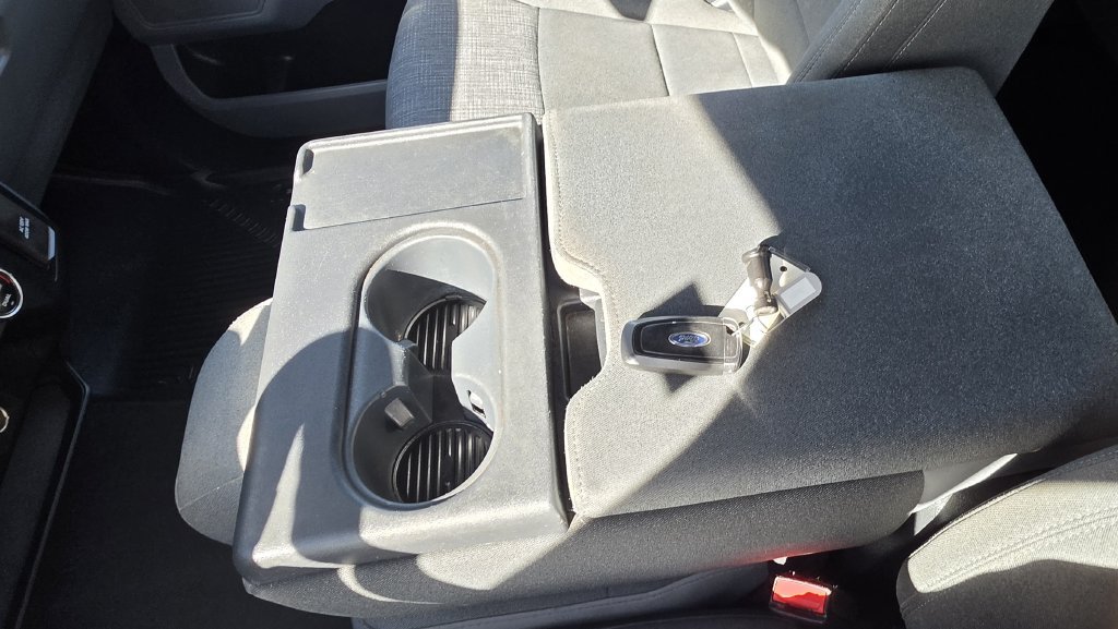 Used 2021 Oxford White Ford XLT image 23