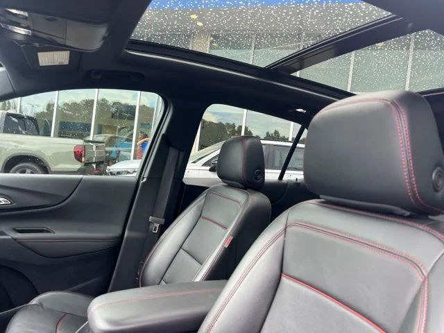 Used 2023 Mosaic Black Metallic Chevrolet RS image 15