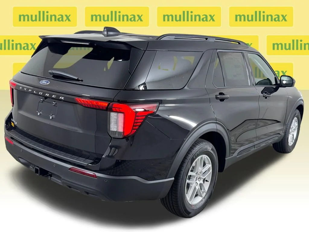 New 2026 Black Ford Active image 20