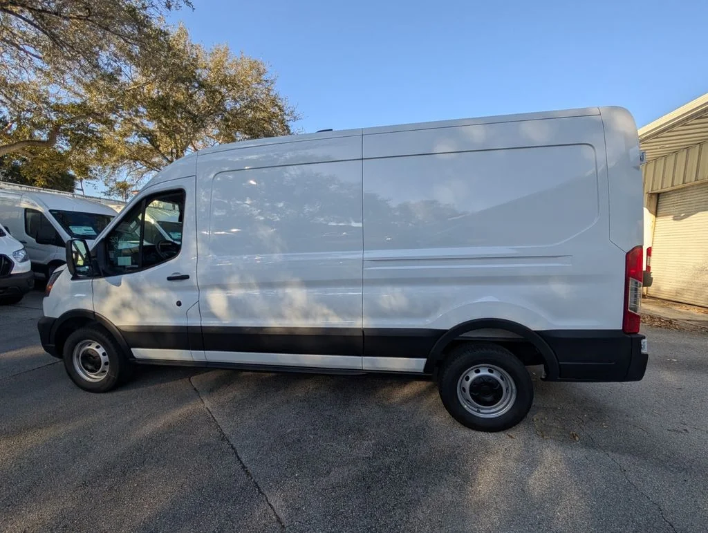 New 2026 White Ford Base image 7
