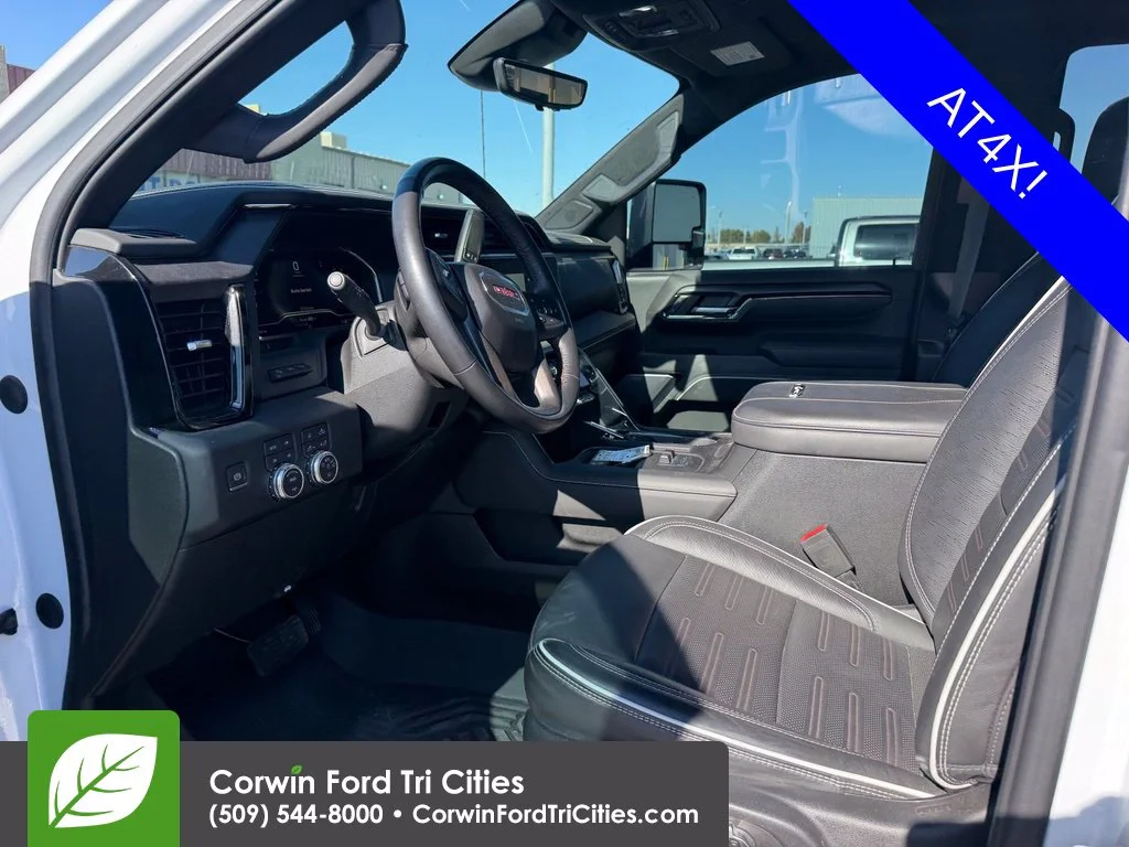 Used 2024 White GMC AT4X image 2