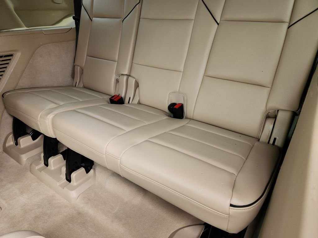 Used 2021 Gray Cadillac Premium Luxury image 33