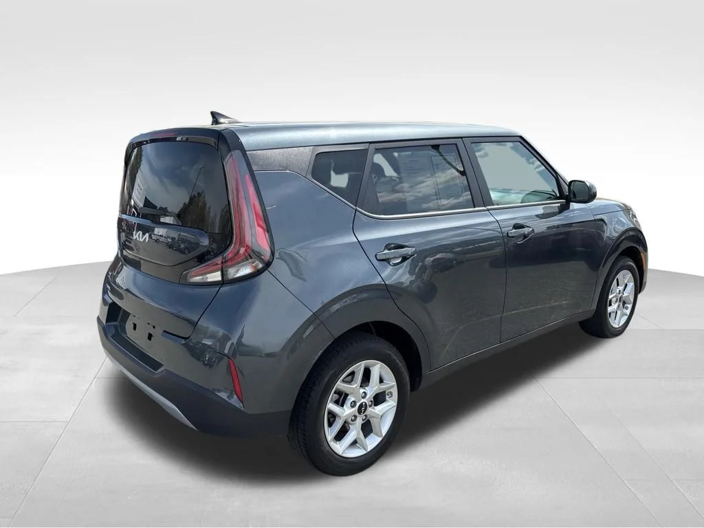 Used 2024 Gray Kia LX image 5