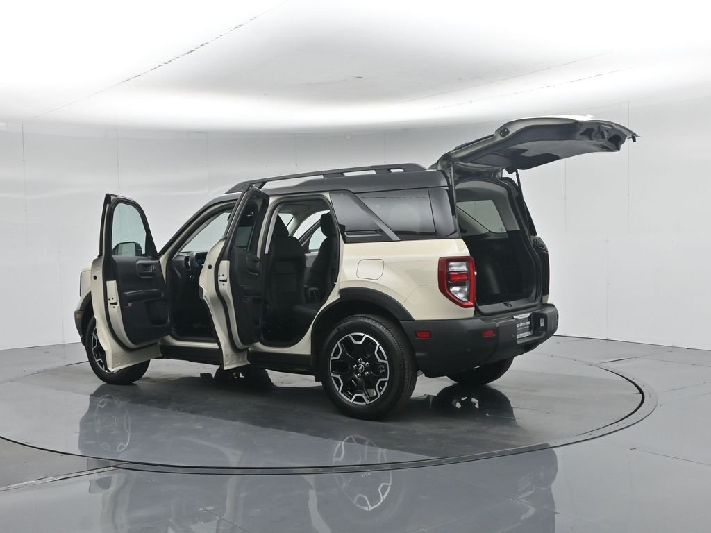 Certified Used 2025 Beige Ford Outer Banks image 37