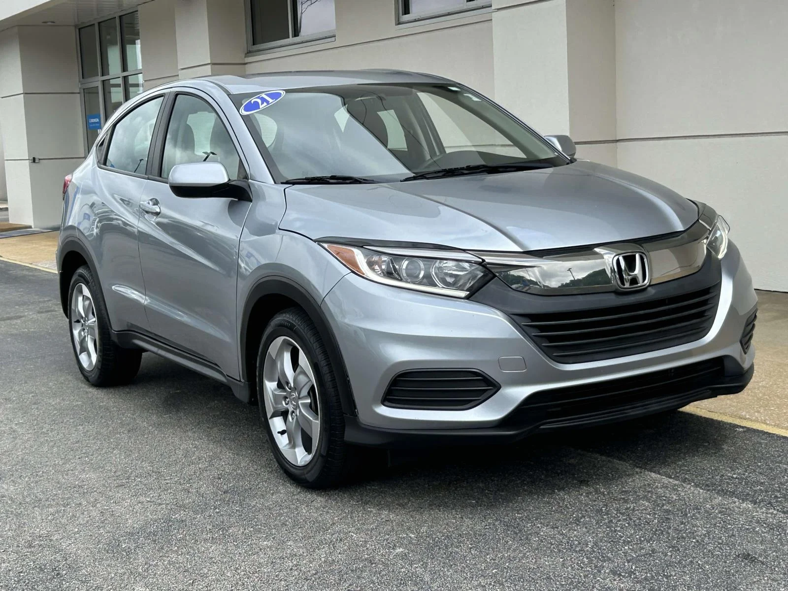 Used 2021 Lunar Silver Metallic Honda LX 2WD CVT image 1