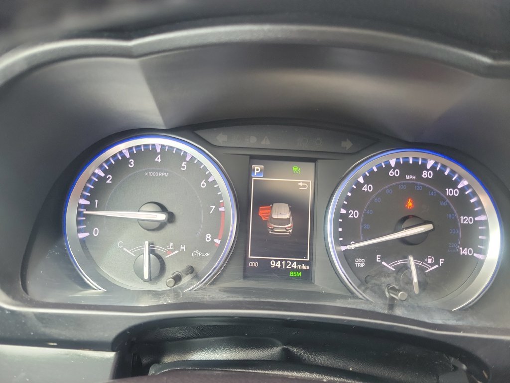 Certified Used 2017 White Toyota XLE image 41