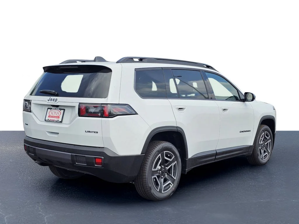 New 2026 Bright White Clear-Coat Exterior Paint Jeep Limited image 8