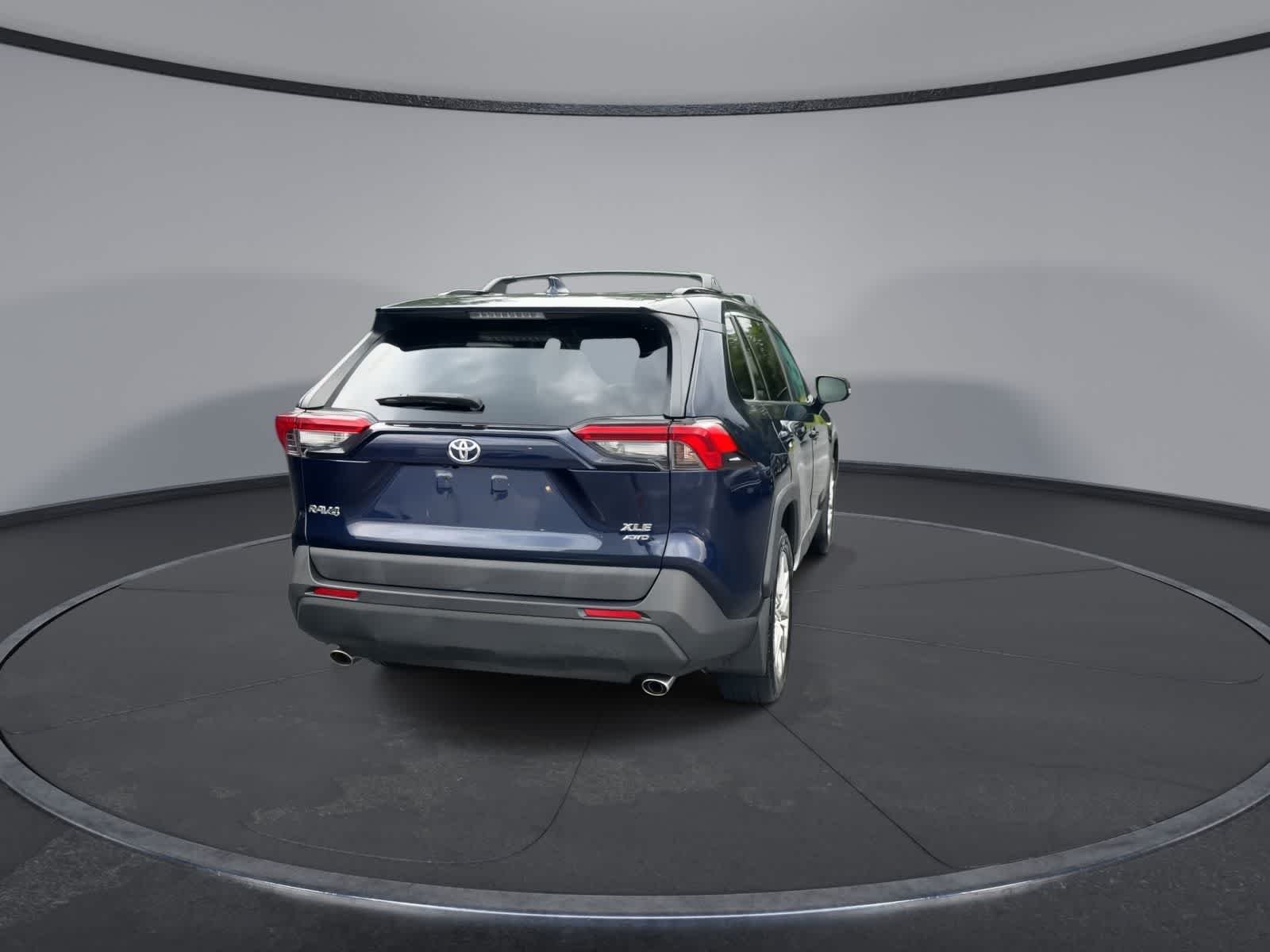 Used 2019 Blueprint Toyota XLE Premium image 7