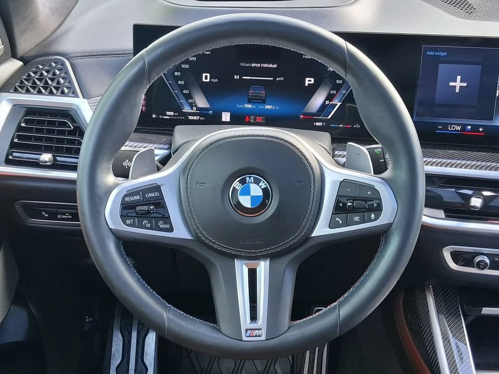 Used 2025 Gray BMW M60i image 11