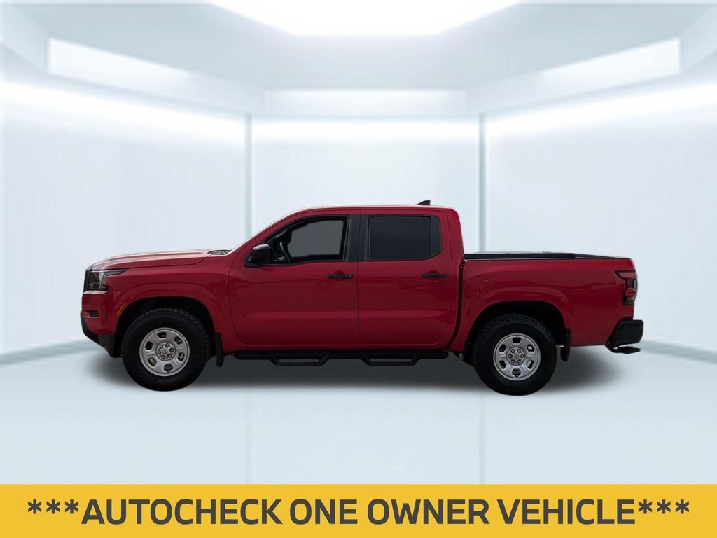 Used 2022 Red Nissan S image 2