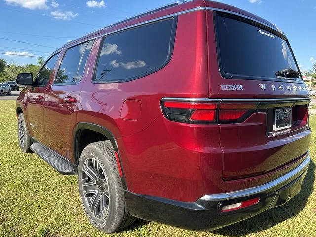 Used 2022 Red Jeep Series III image 5