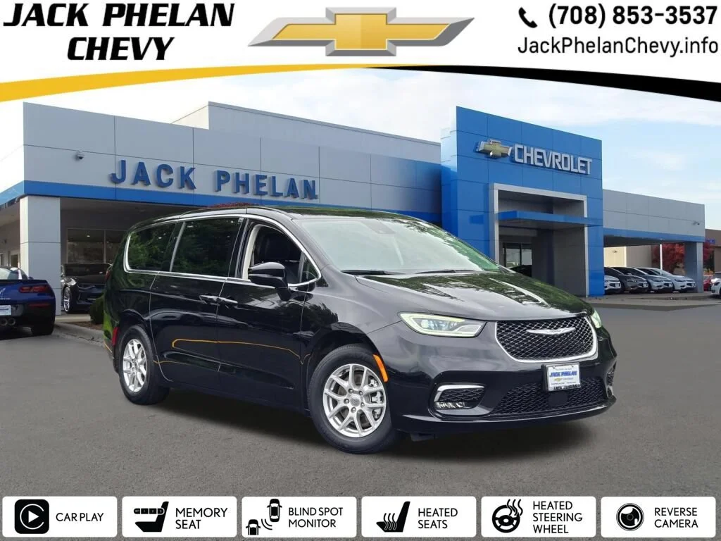 2024 Chrysler Pacifica Touring L