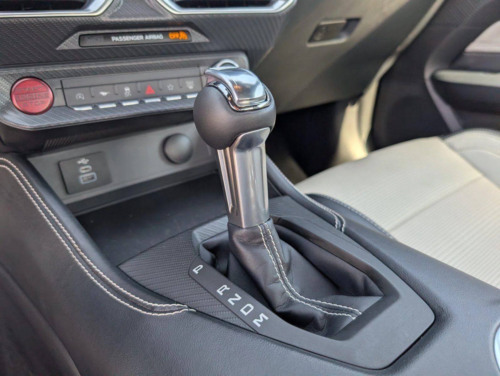 Used 2025 Vapor Blue Ford GT Premium image 23