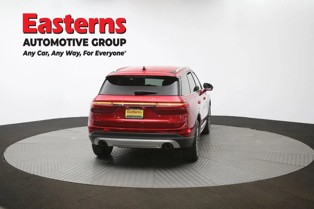Used 2022 Red Lincoln Standard image 39