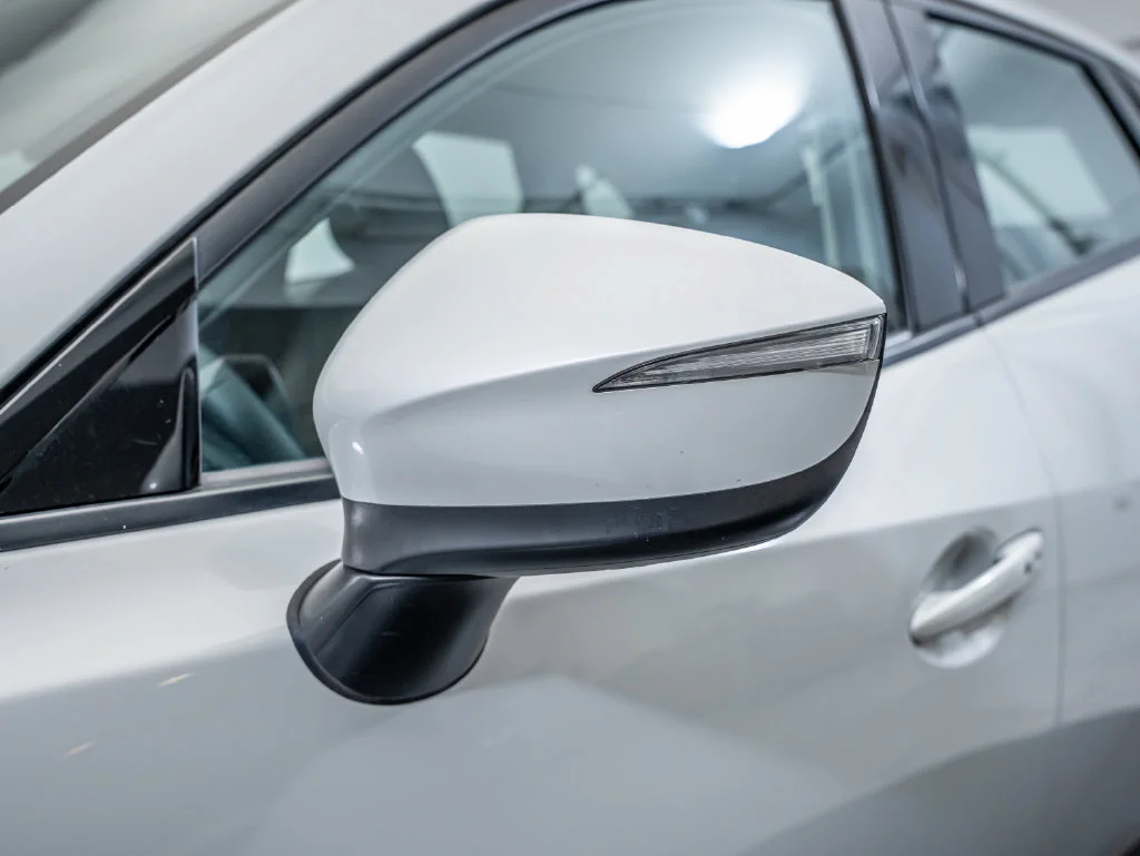 Used 2019 Ceramic Metallic Mazda Touring image 16