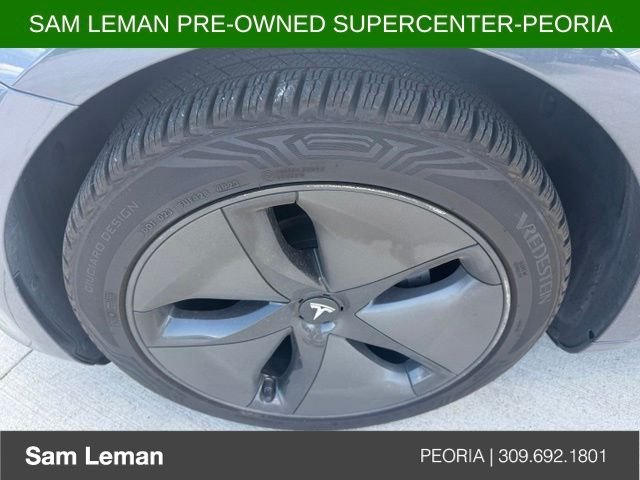 Used 2020 Gray Tesla Standard Range Plus image 6