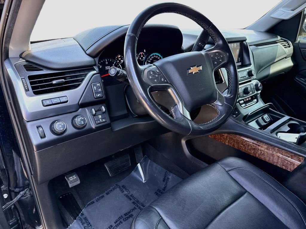 Used 2019 Black Chevrolet Premier image 9